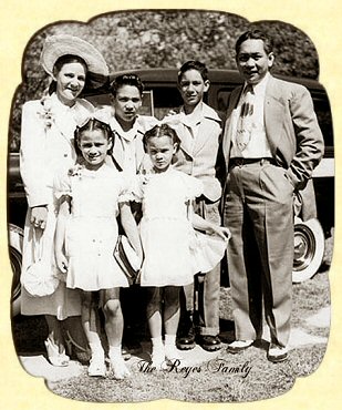 Reyes Family - Click to enlarge.